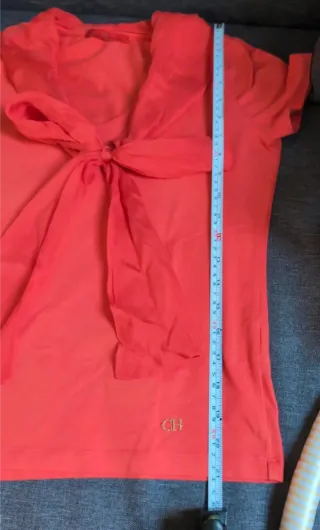 Camiseta CH Talla XS coral Manga Corta