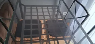 Mesa de comedor y sillas