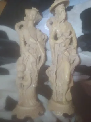Pareja figuras decorativas