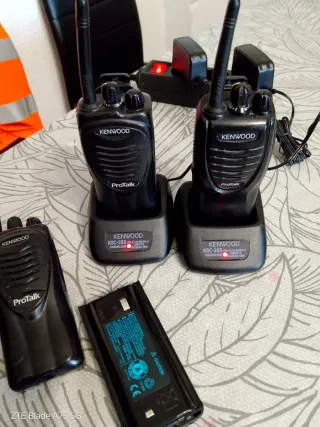 3 Walkie Kenwood TK-3301 y TK-3201