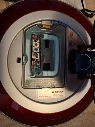 Robot Aspirador LG HOM-BOT Rojo