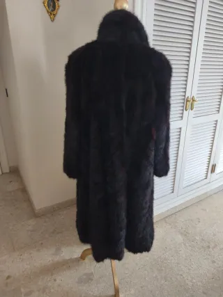 Abrigo sin estrenar.