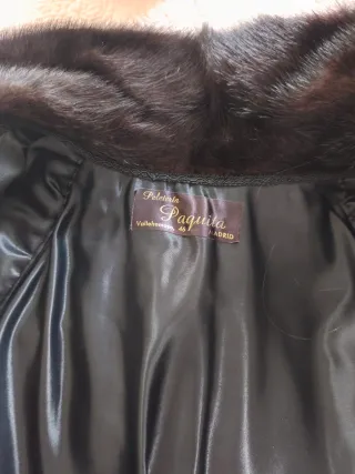 Abrigo sin estrenar.