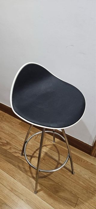 4 Taburetes Stua Diseño Moderno