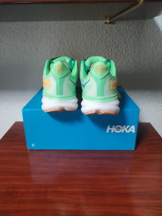 Hoka W Clifton 9 Verdes talla 39 1/3