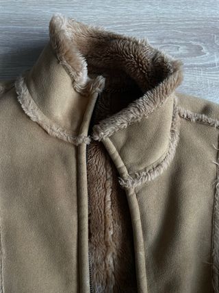 Abrigo estilo ante beige/marrón