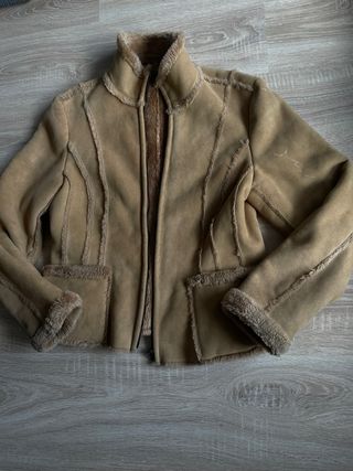 Abrigo estilo ante beige/marrón