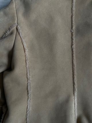 Abrigo estilo ante beige/marrón