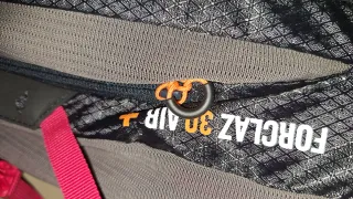 Mochila de Montaña Gris y Roja