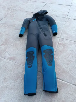 Trajes de neopreno para niño