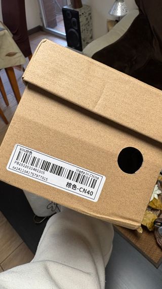 Tacones stiletto marrones brillantes