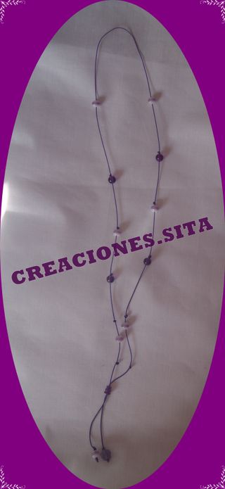 Collar de abalorios.