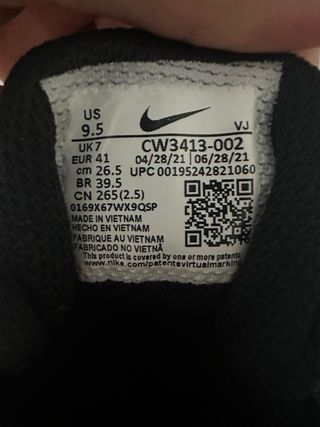 Zapatillas Nike Downshifter 11 Negro/Dorado