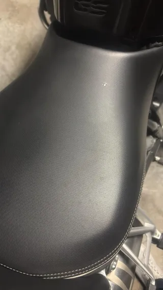 BMW R1200GS Negra con Maletas.