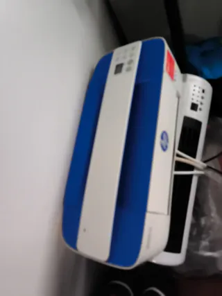 Impressora HP Azul e Branca