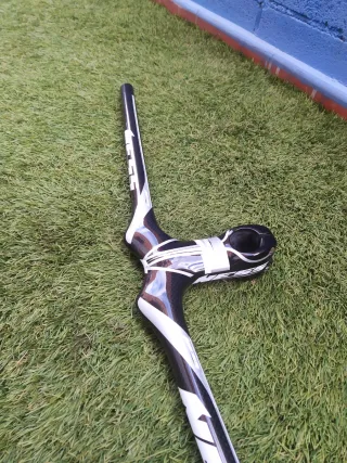 Manillar integrado CARBÓN NESS 700x90mm +6°. NUEVO