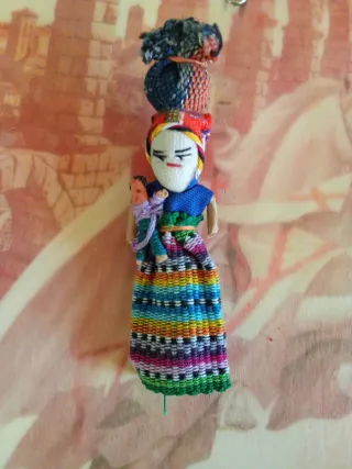 Imán Muñeca Artesanal con Bebé