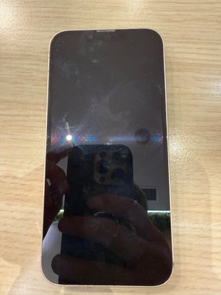 iPhone 13 - Salud de batería 77%