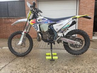 Husqvarna TE 300 2023 Enduro Moto