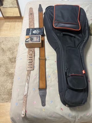 Guitarra Guild Electroacústica F250 Deluxe