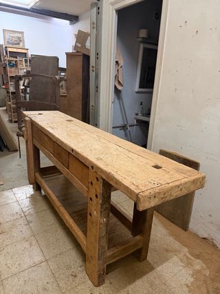 Antiguo banco carpintero año 1928