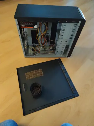 Caja Torre PC Sobremesa + Fuente 600W