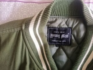 Chaqueta Beisbolera Verde y Blanca