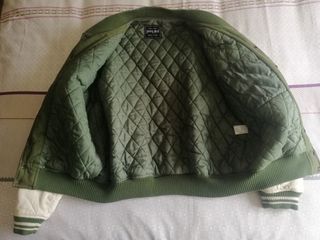 Chaqueta Beisbolera Verde y Blanca
