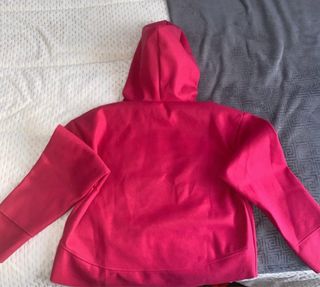 Sudadera fucsia