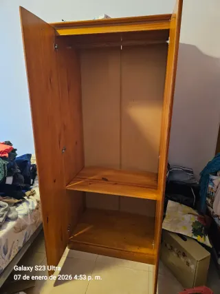 Armadio in pino a 2 ante in legno massello