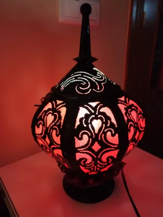 Lámpara de mesa decorativa