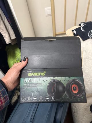 Altavoces Gamer Negros y Naranjas