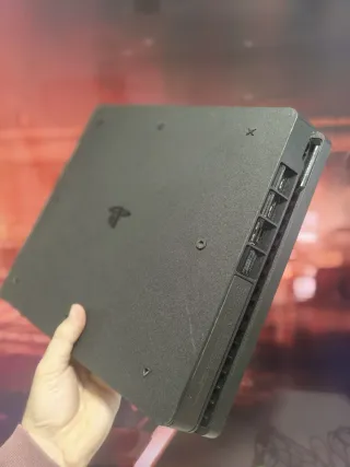 PS4 Slim 1 TB+ 2 Mandos + 6 Juegos