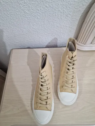 Zapatillas estilo Converse