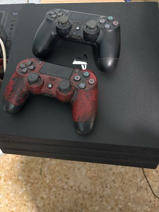 Ps4 Pro + 2 mandos + 4 juegos
