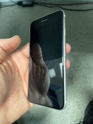 iPhone SE 2022 64GB Negro/Blanco