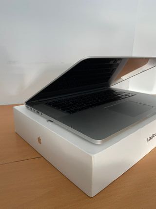 MacBook Pro 15 i7 2.8/16GB/1TB/DG 2GB