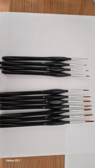 Set 11 Pennelli Precisione ideali per pittura
