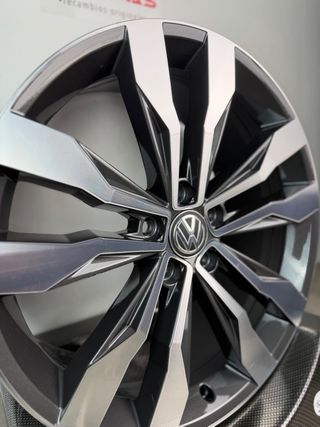 LLANTAS VOLKSWAGEN SUZUKA 19” ORIGINAL REESTRENO