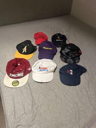 Lote de 8 Gorras Variadas