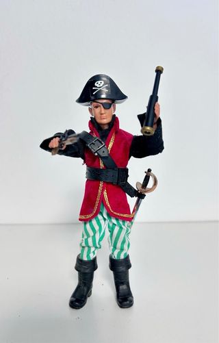 Madelman Pirata con Espada y Catalejo