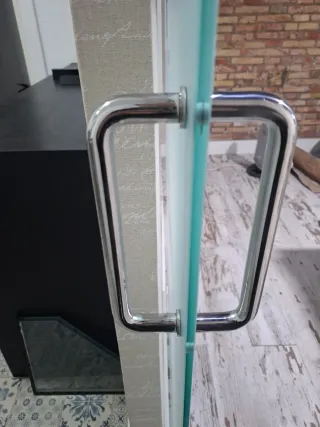 Puerta corredera de cristal