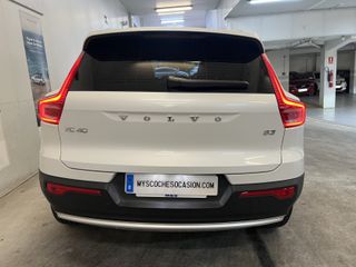 Volvo XC40 2.0 B3 G Core Auto