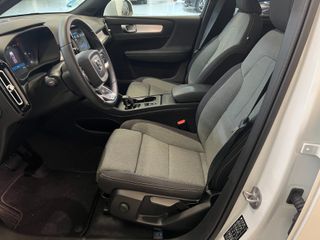 Volvo XC40 2.0 B3 G Core Auto
