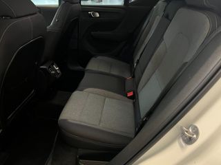 Volvo XC40 2.0 B3 G Core Auto