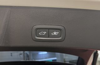 Volvo XC40 2.0 B3 G Core Auto