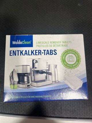 Cafetera Tassimo, cajonera para cafés y algun cafe