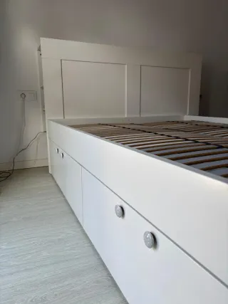 Cama doble Brimnes con cabecero - 140x200