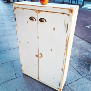 Armario pequeño antiguo madera