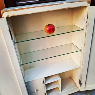 Armario pequeño antiguo madera